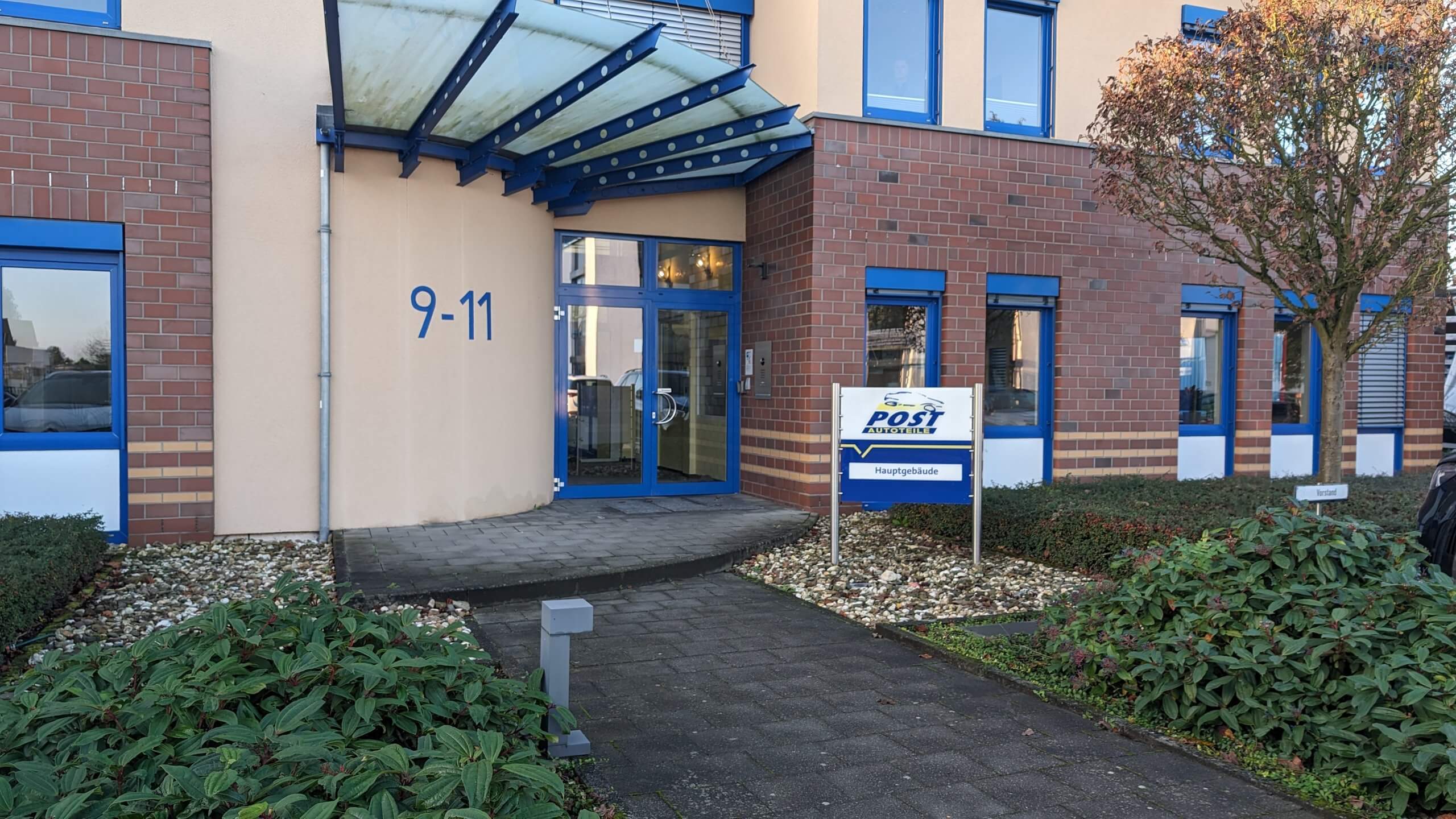 autoteile-post-hauptgebaeude