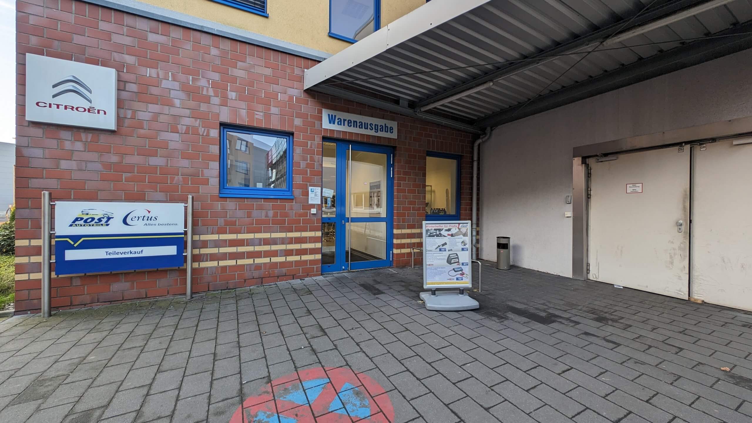 autoteile-post-warenausgabe